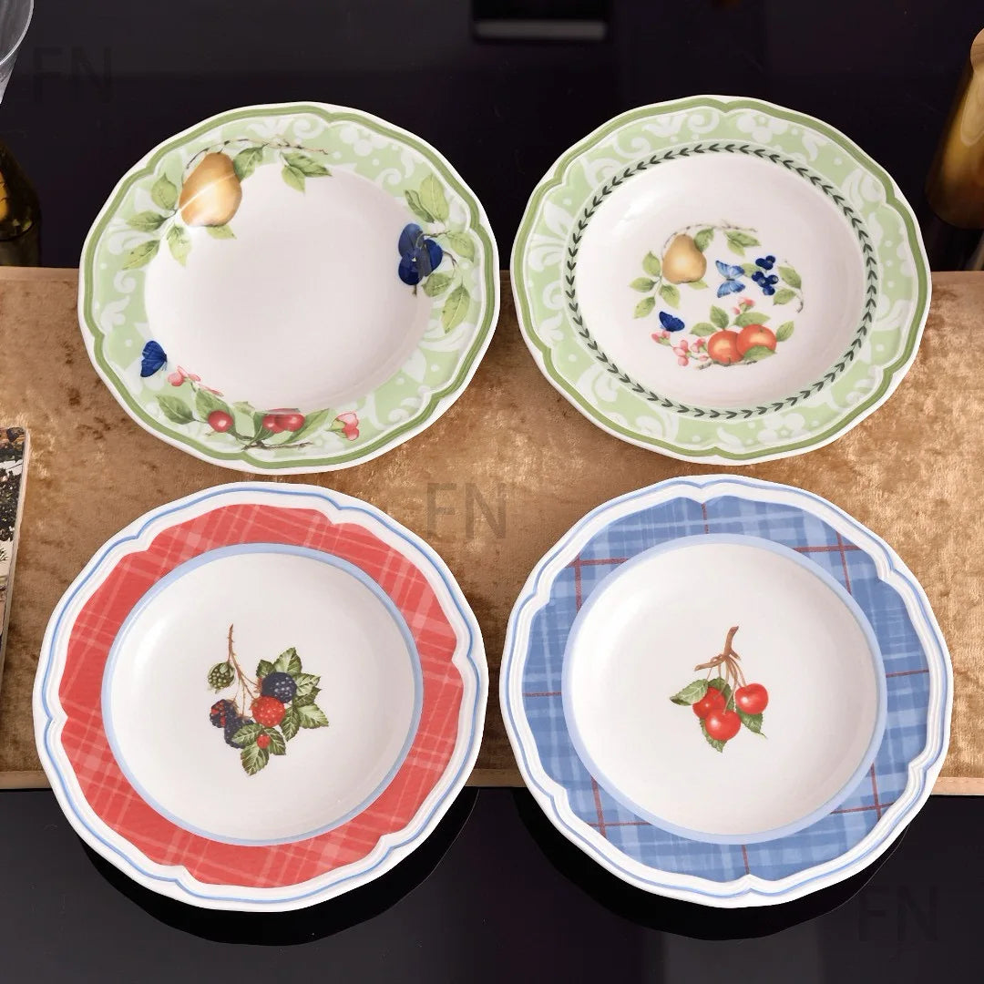 Zestaw ceramicznych talerzy do kuchni w klasycznym stylu francuskim