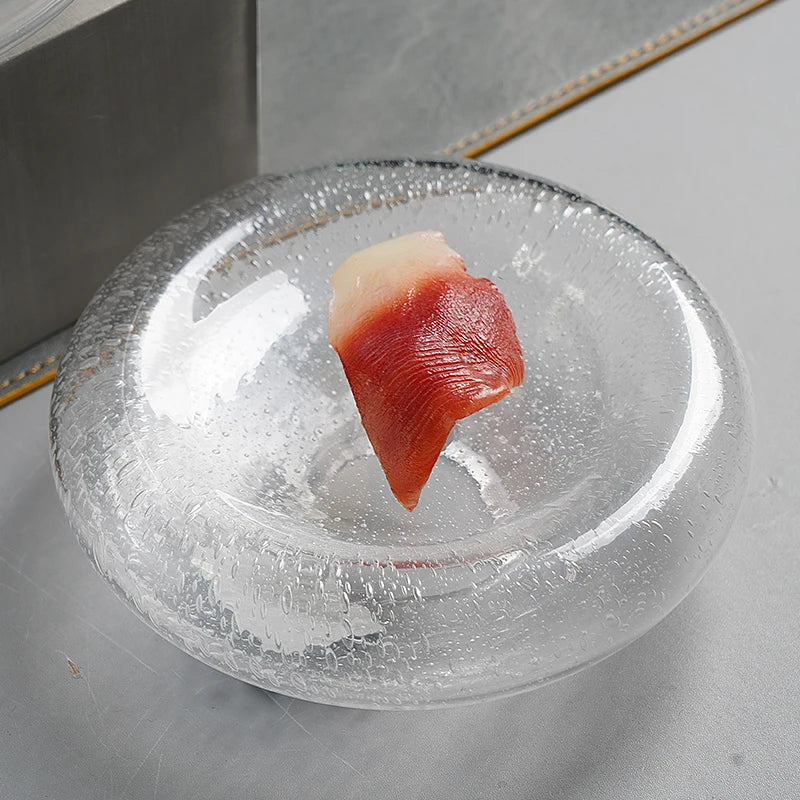 Szklany talerz do sushi i dań azjatyckich w stylu japandi do kuchni