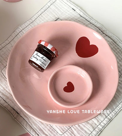 Ceramiczny zestaw naczyń w różu do kuchni na eleganckie podawanie